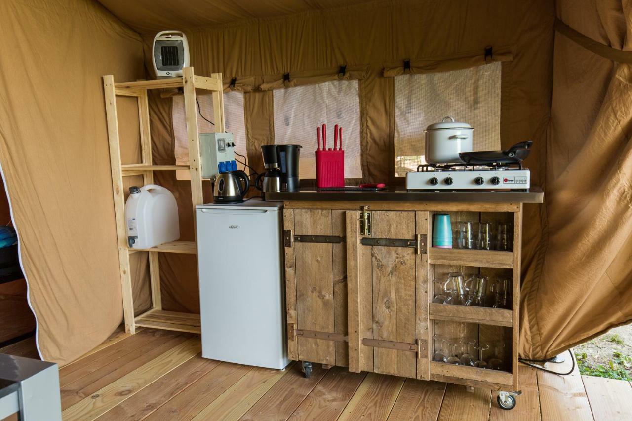 Safari Tent At Camping Le Roptai Rochefort Exterior photo