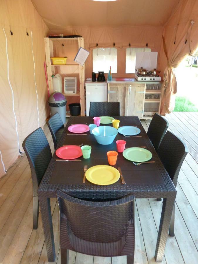 Safari Tent At Camping Le Roptai Rochefort Exterior photo