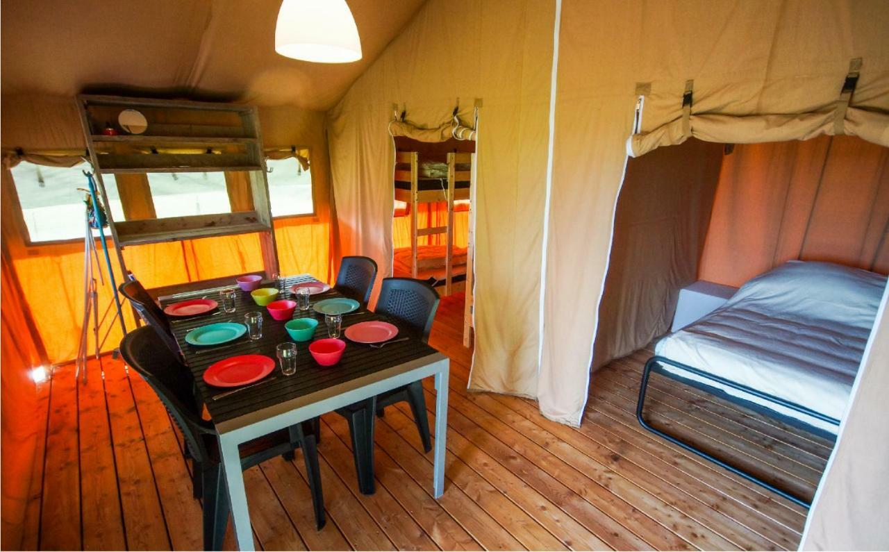 Safari Tent At Camping Le Roptai Rochefort Exterior photo
