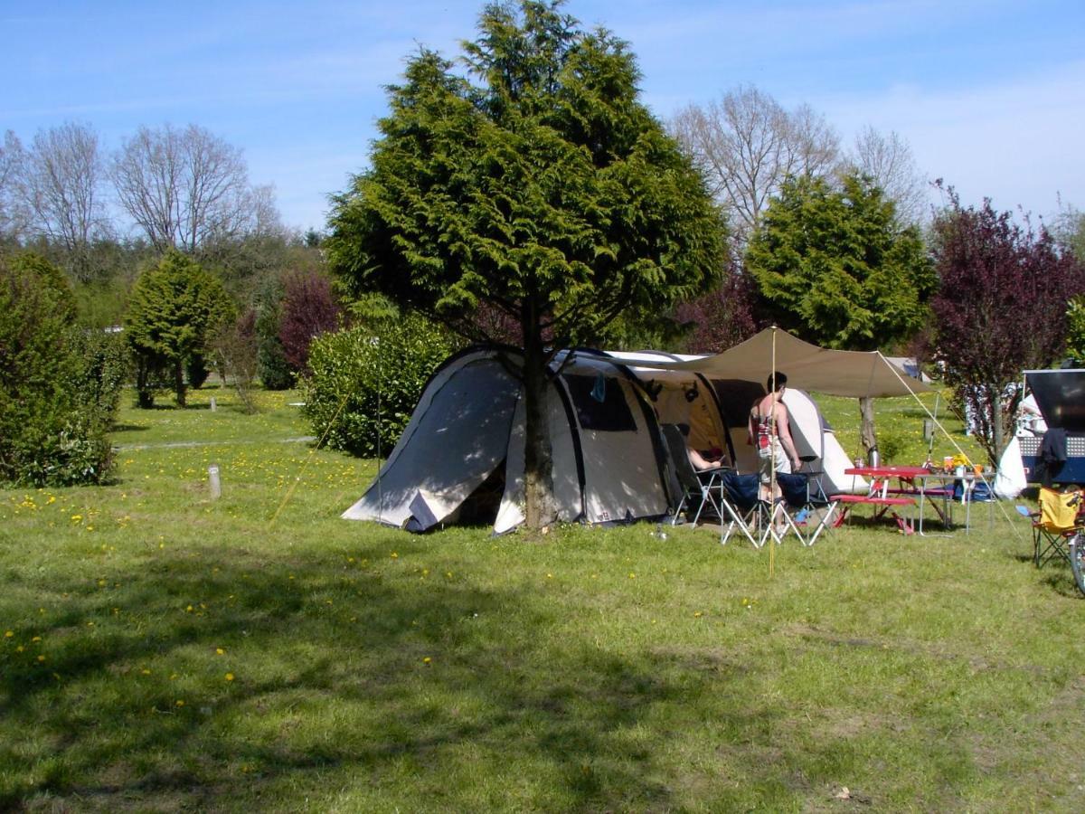 Safari Tent At Camping Le Roptai Rochefort Exterior photo